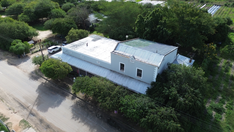 4 Bedroom Property for Sale in Redelinghuys Western Cape